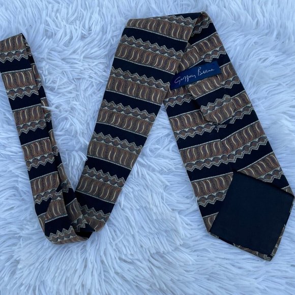 Geoffrey Beene Men Tie 100% Silk Neck Tie Classic Ties Made in USA - Picture 4 of 12